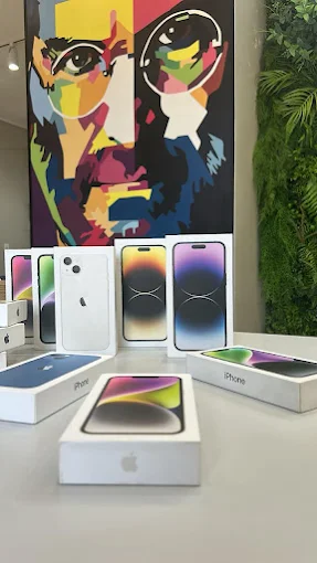 iPhones expostos na loja